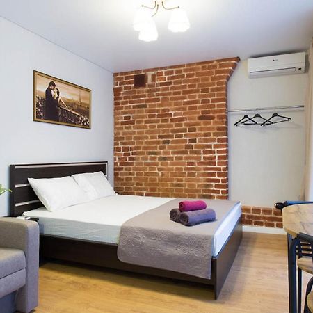 Cozy Studio In The City Center - Mykoly Khvylovoho Str 5-1 Kharkiv Exterior photo