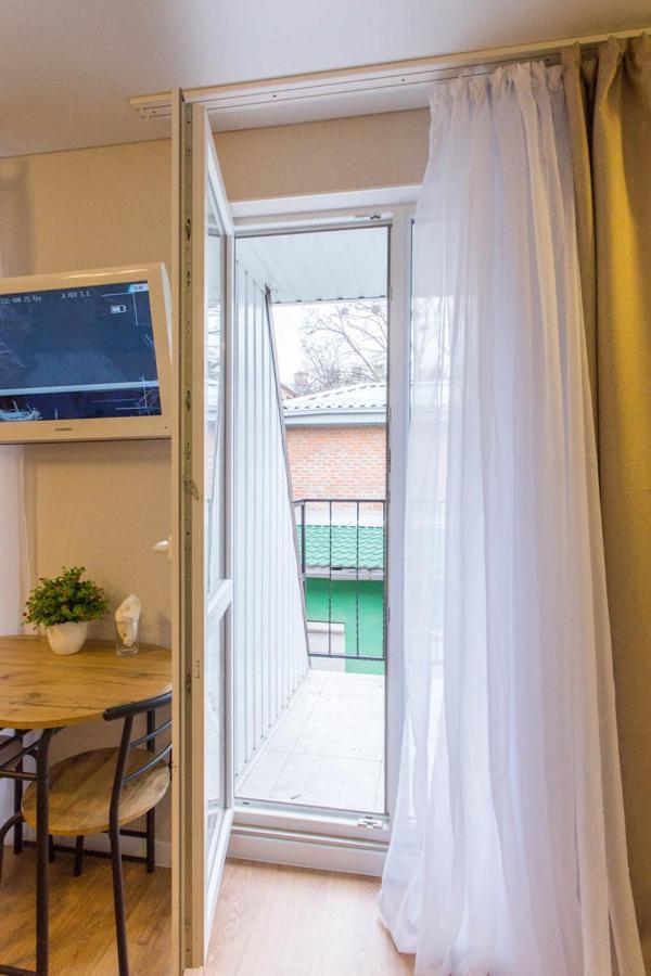 Cozy Studio In The City Center - Mykoly Khvylovoho Str 5-1 Kharkiv Exterior photo